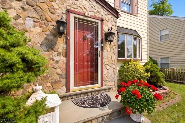 15 Charles St, Nutley Twp., NJ 07110