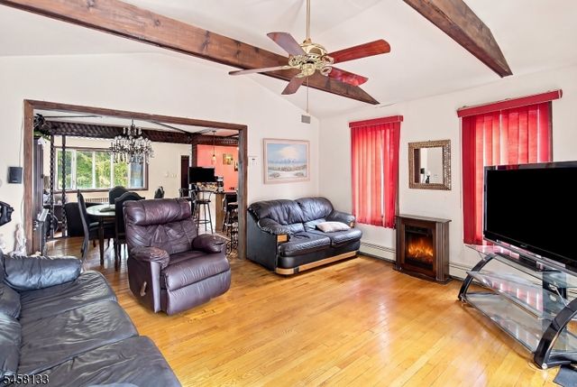 15 Charles St, Nutley Twp., NJ 07110
