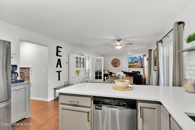 6533 N Kite Ln, Coeur D'alene, ID 83815