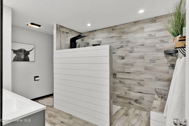 6533 N Kite Ln, Coeur D'alene, ID 83815