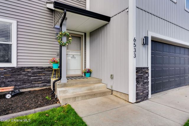 6533 N Kite Ln, Coeur D'alene, ID 83815