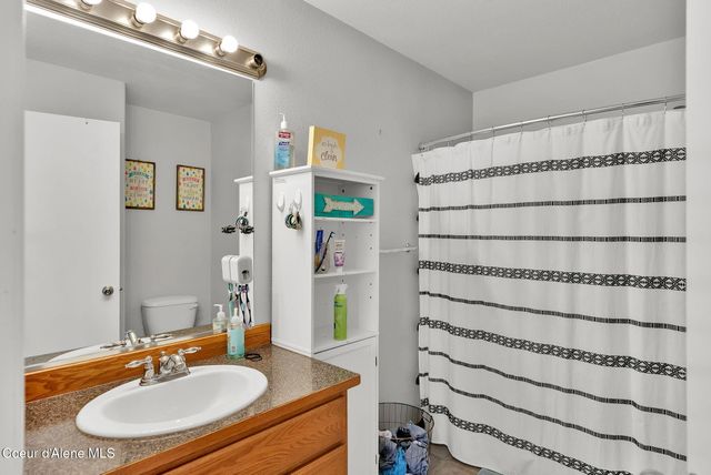 6533 N Kite Ln, Coeur D'alene, ID 83815