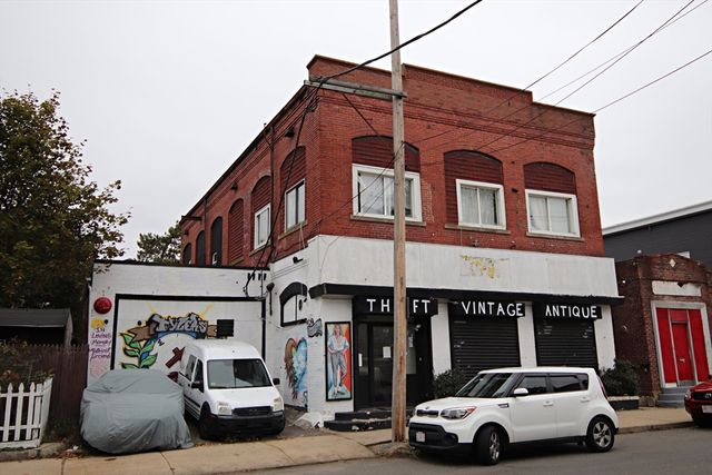 391 Chatham Street, Lynn, MA 01902