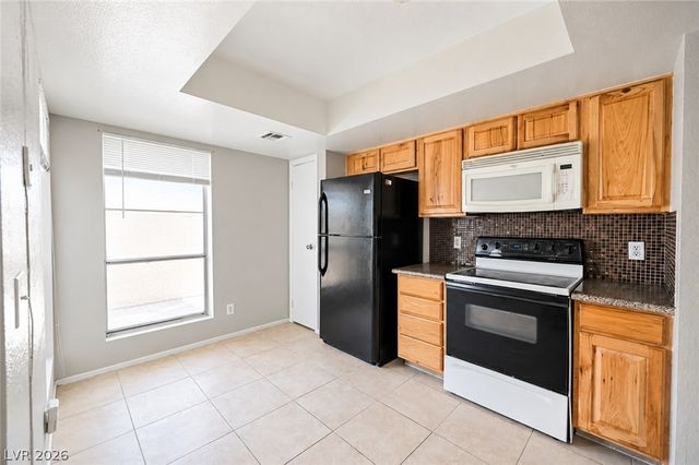 2961 Country Manor Lane 14, Las Vegas, NV 89115