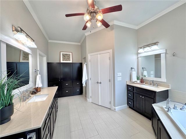 18214 Retriever Run, College Station, TX 77845