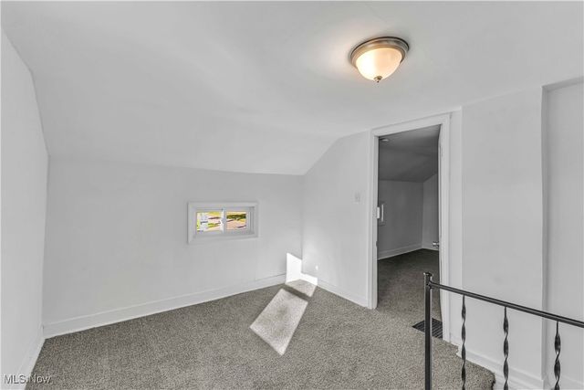 114 Oakdale Avenue, Hubbard, OH 44425