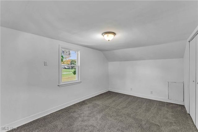 114 Oakdale Avenue, Hubbard, OH 44425