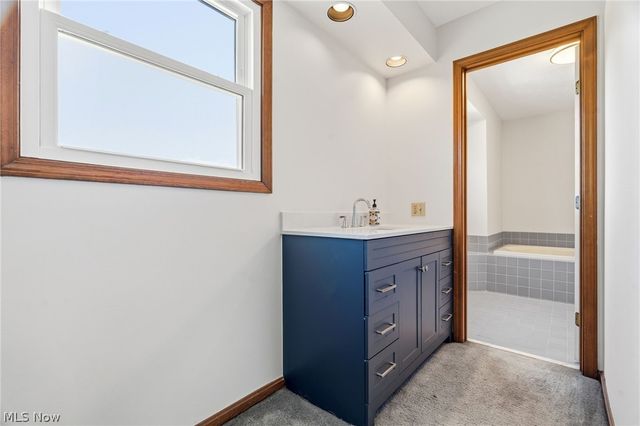 3440 Burrwood Drive, Richfield, OH 44286