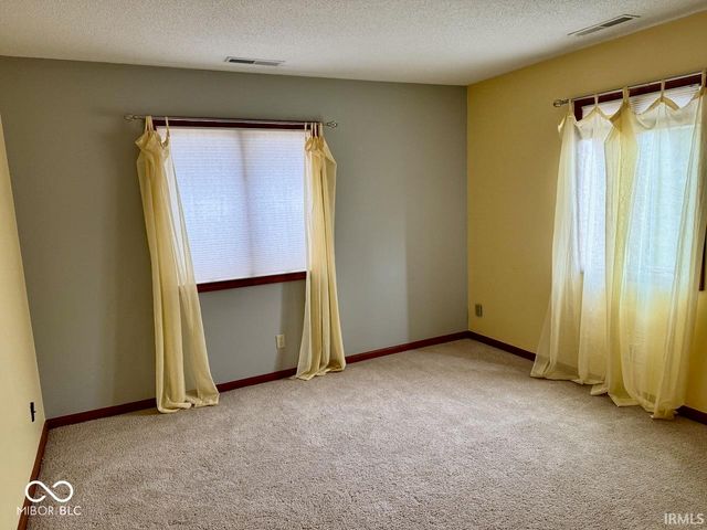 3901 W Allen Court, Muncie, IN 47304