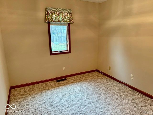 3901 W Allen Court, Muncie, IN 47304