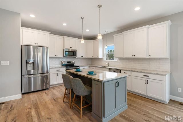 207 Still Creek Drive, Lake St Louis, MO 63367