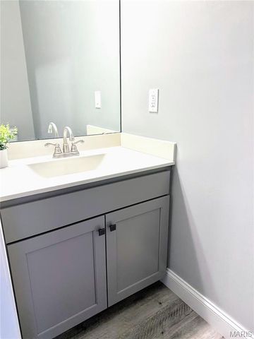 207 Still Creek Drive, Lake St Louis, MO 63367