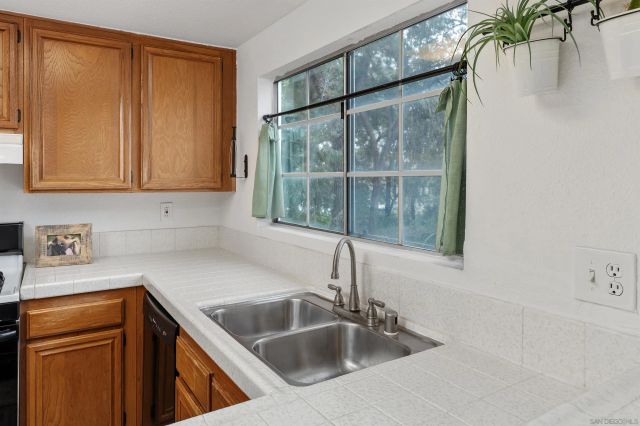9989 MAYA LINDA 63, San Diego, CA 92126