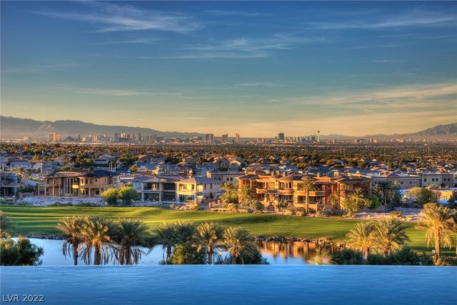 587 Grand Rim Drive, Henderson, NV 89012