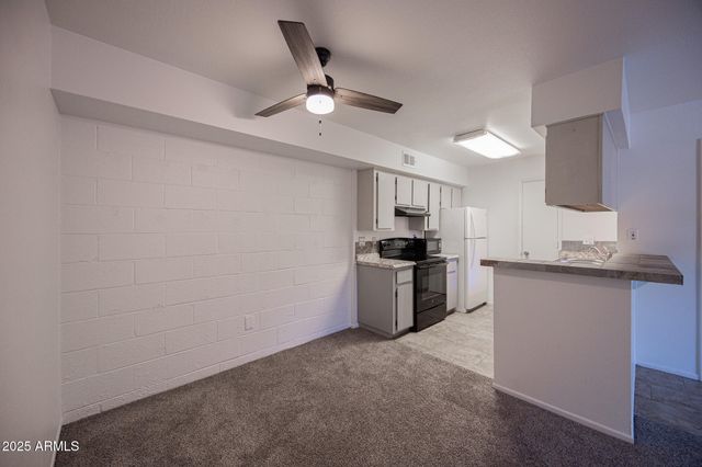 2625 E INDIAN SCHOOL Road 232, Phoenix, AZ 85016