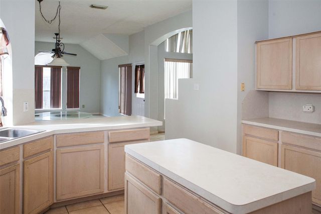 6223 Newbury Drive, Katy, TX 77449