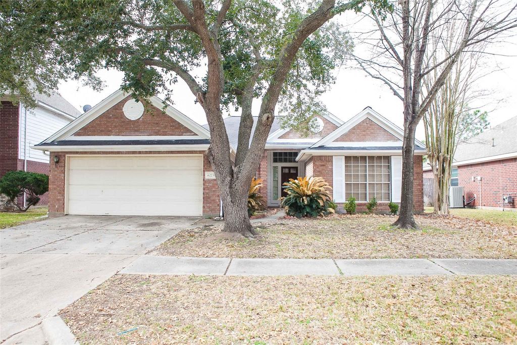 6223 Newbury Drive, Katy, TX 77449
