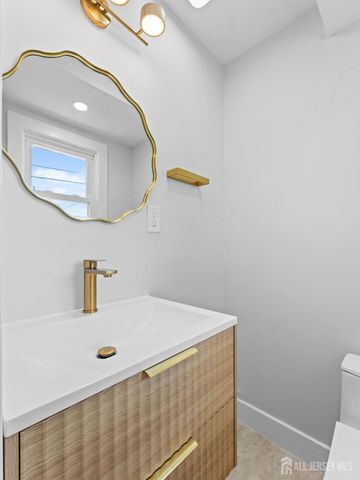 44 Charlotte Street, Carteret, NJ 07008