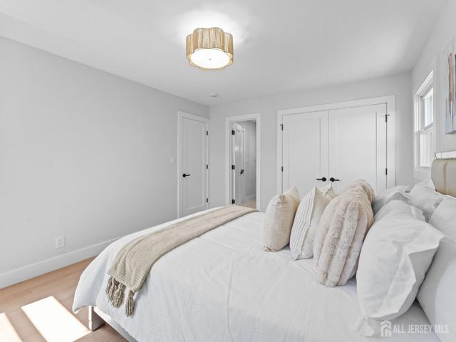 44 Charlotte Street, Carteret, NJ 07008