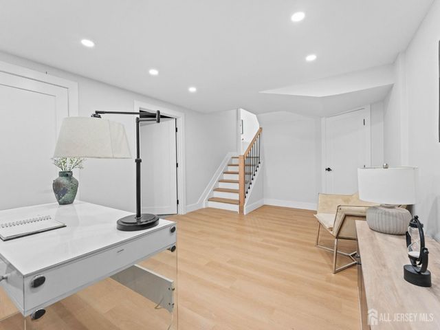 44 Charlotte Street, Carteret, NJ 07008
