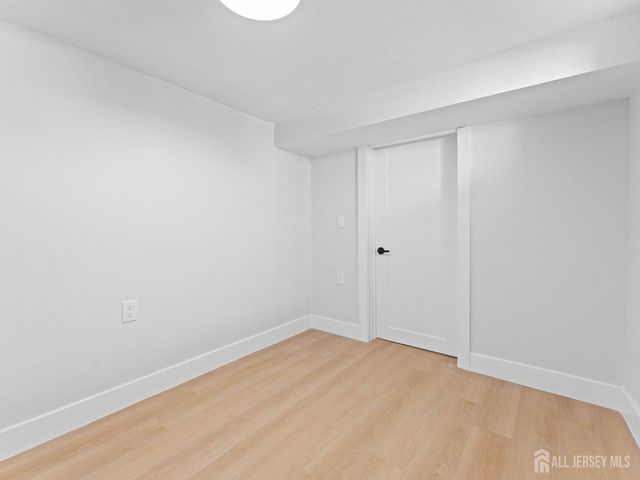 44 Charlotte Street, Carteret, NJ 07008