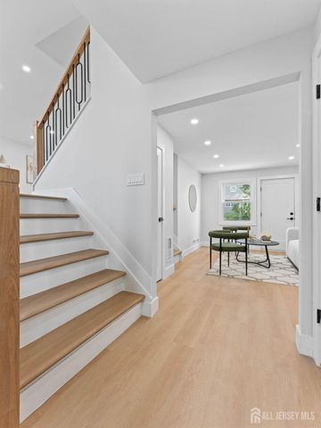 44 Charlotte Street, Carteret, NJ 07008