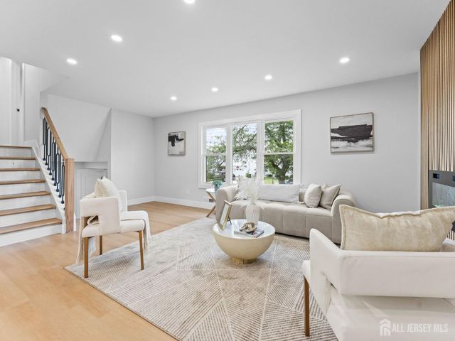 44 Charlotte Street, Carteret, NJ 07008