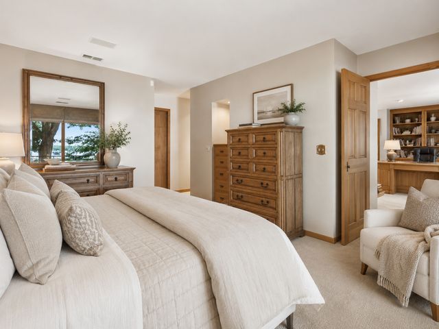 28235 Boulder Circle, Excelsior, MN 55331