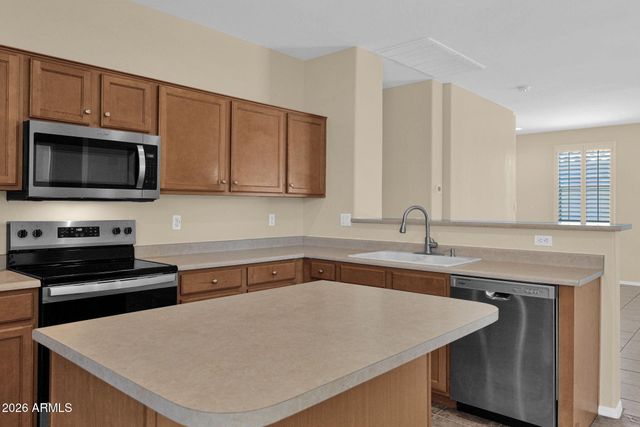 21067 E DESERT HILLS Circle, Queen Creek, AZ 85142