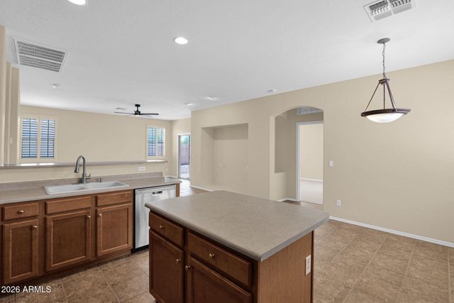 21067 E DESERT HILLS Circle, Queen Creek, AZ 85142