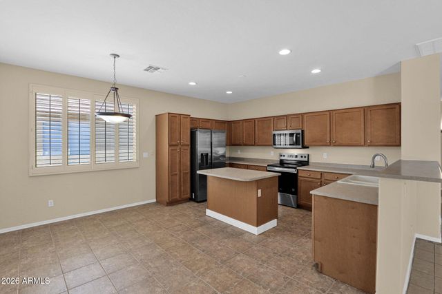 21067 E DESERT HILLS Circle, Queen Creek, AZ 85142