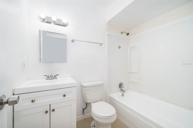 5317 CURRY FORD ROAD L208, Orlando, FL 32812