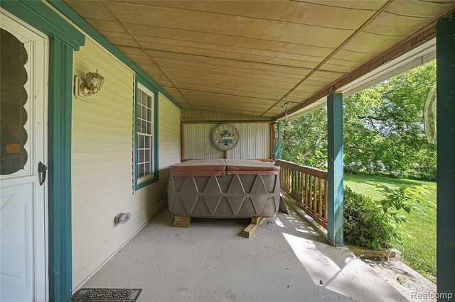 6790 Weyer Road, Imlay City, MI 48444