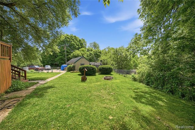 6790 Weyer Road, Imlay City, MI 48444