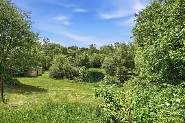 6790 Weyer Road, Imlay City, MI 48444