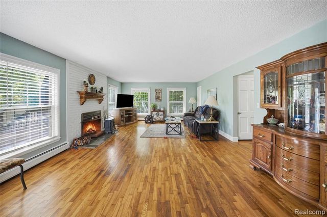 6790 Weyer Road, Imlay City, MI 48444