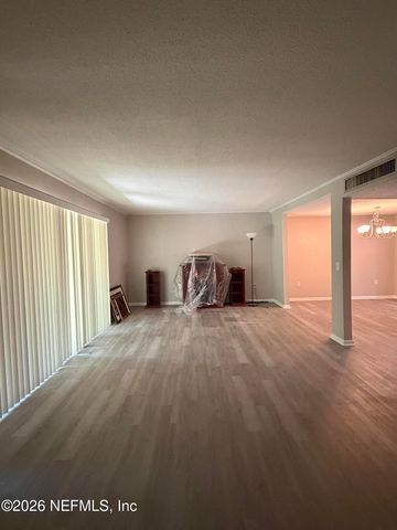 396 REGENCY WOOD Drive 17, Jacksonville, FL 32225