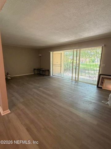 396 REGENCY WOOD Drive 17, Jacksonville, FL 32225