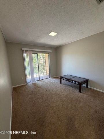 396 REGENCY WOOD Drive 17, Jacksonville, FL 32225