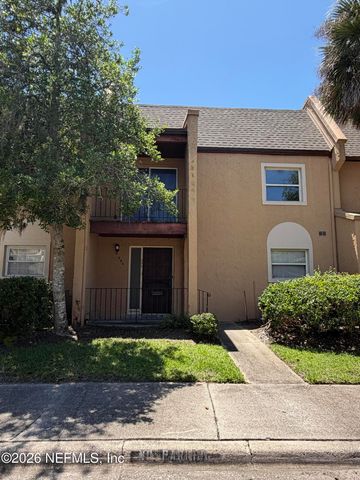 396 REGENCY WOOD Drive 17, Jacksonville, FL 32225