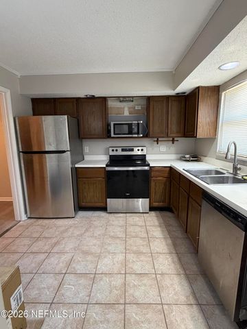 396 REGENCY WOOD Drive 17, Jacksonville, FL 32225