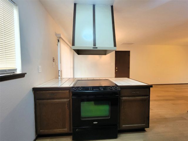 7724 Val Verde Drive, Fort Worth, TX 76133