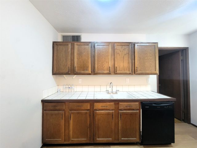 7724 Val Verde Drive, Fort Worth, TX 76133