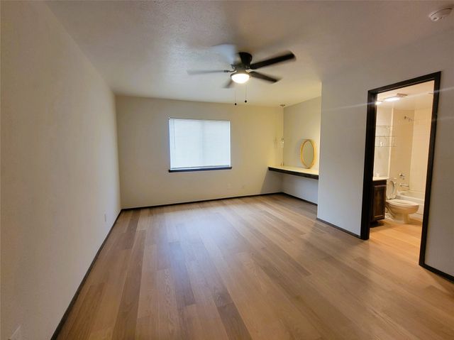 7724 Val Verde Drive, Fort Worth, TX 76133