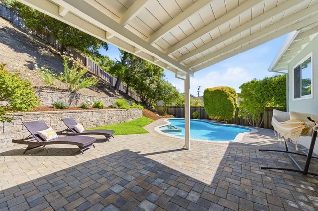 2404 Melendy Drive, San Carlos, CA 94070