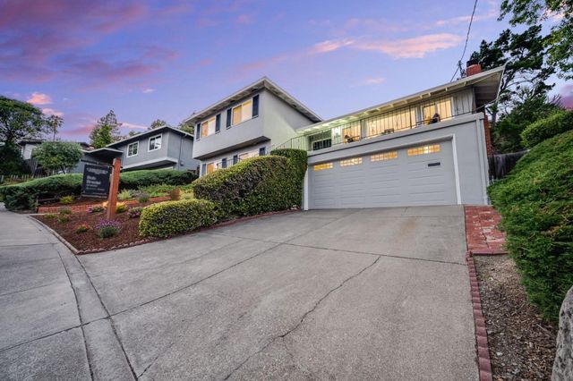 2404 Melendy Drive, San Carlos, CA 94070