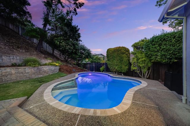 2404 Melendy Drive, San Carlos, CA 94070