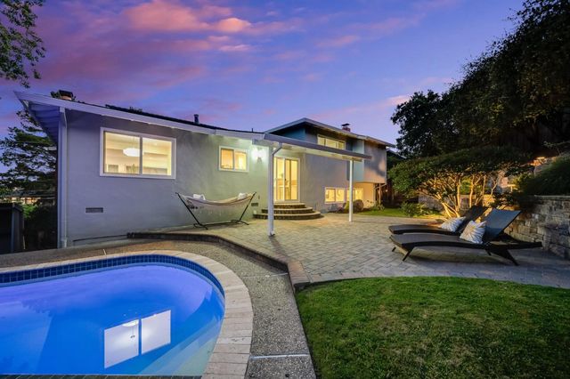2404 Melendy Drive, San Carlos, CA 94070