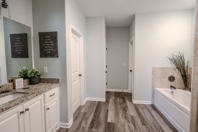 54 FORSYTH LN, Munford, TN 38058