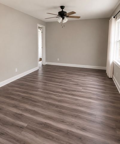 123 Delaware Dr, Clarksville, TN 37042
